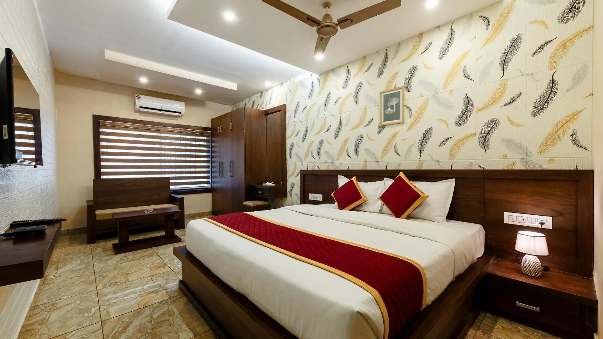 Hotel Marza Inn Kalpetta