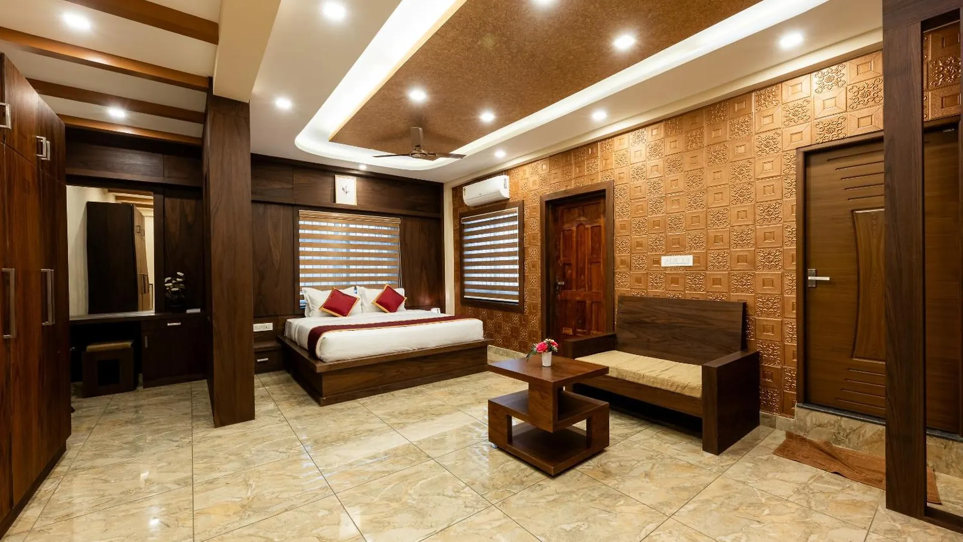 Marza Inn Kalpetta India